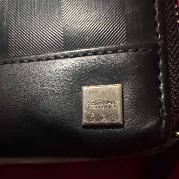 USED CALVIN KLEIN LONG WALLET - Picture 1 of 8